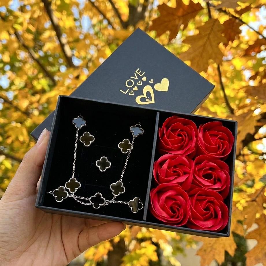 Set de Joyas van cleef con Estuche Romántico