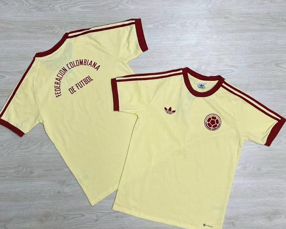 CAMISETA TIPO RETRO BEIGE